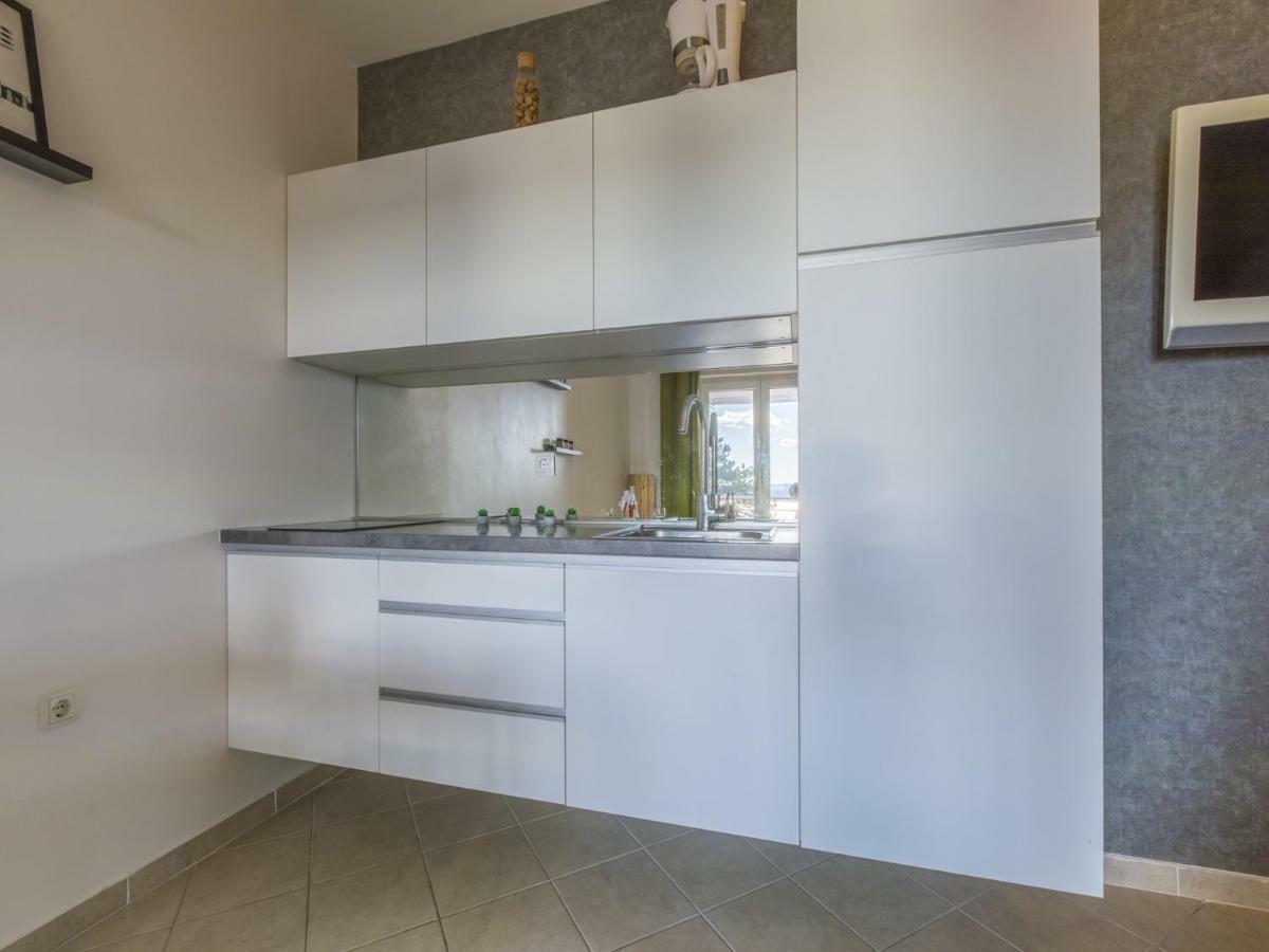 Apartment Color Green Dramalj Phòng bức ảnh