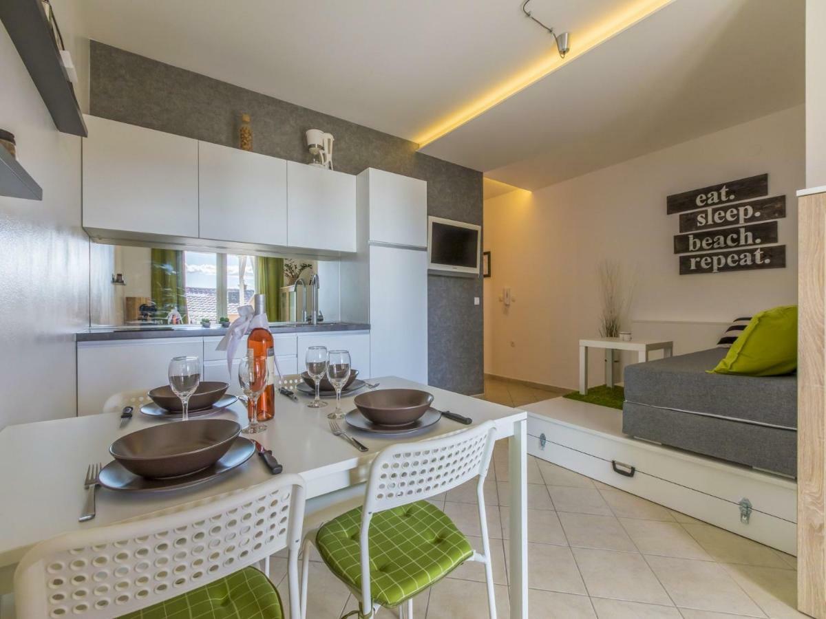 Apartment Color Green Dramalj Ngoại thất bức ảnh