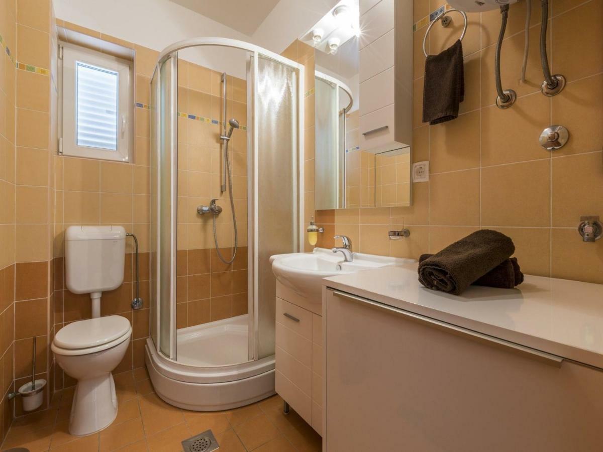 Apartment Color Green Dramalj Ngoại thất bức ảnh