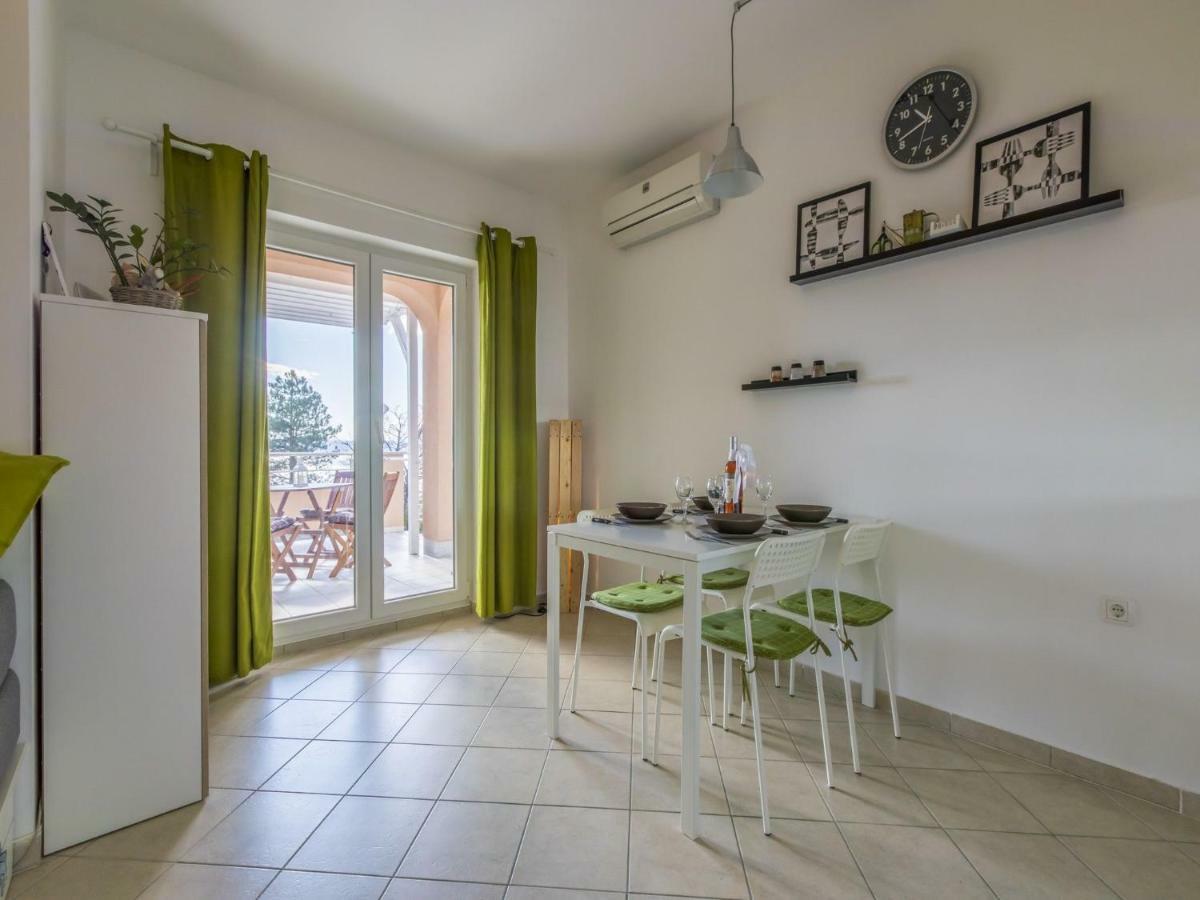 Apartment Color Green Dramalj Ngoại thất bức ảnh